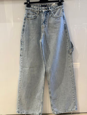 Light baggy jeans