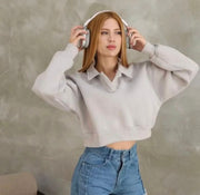 Grey fleece crop switcher