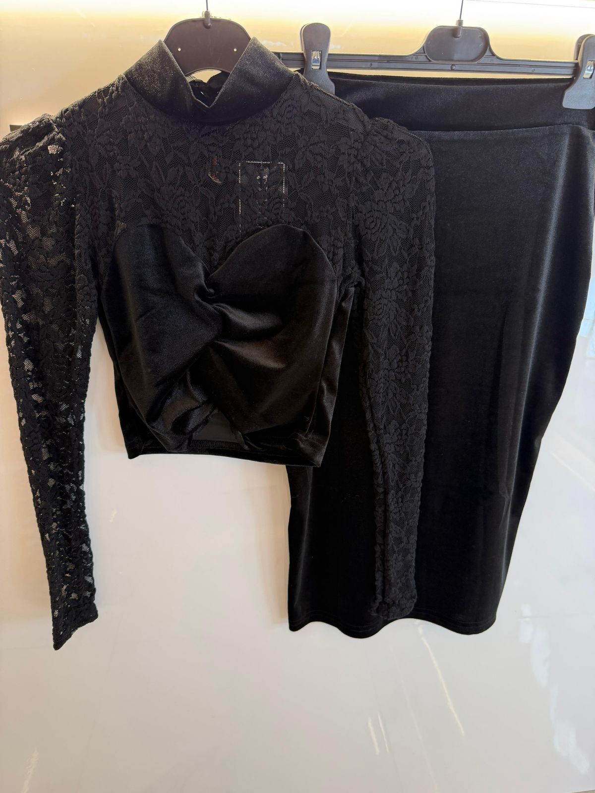 Black velvet skirt set