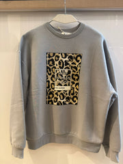 Grey switcher